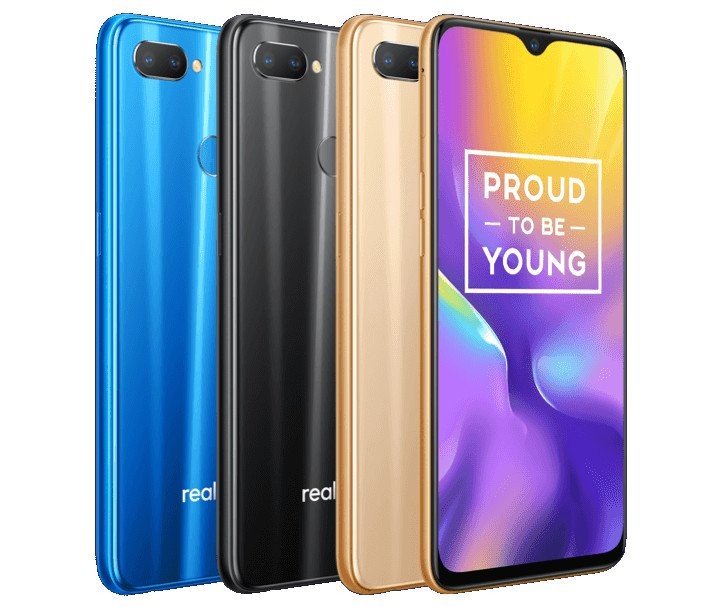 Como ya apuntamos, el nuevo dispositivo de la compañía es el primer teléfono inteligente del mundo que funciona con el chipset Helio P70 de MediaTek, un System-on-Chip que está construido por TSMC bajo la tecnología tecnología FinFET de 12 nm. Además, este componente presenta los núcleos Cortex-A73 y Cortex A53 en la misma disposición ‘4+4’, junto con la GPU ARM Mali-G72 que será suficiente para correr la gran mayoría de juegos, sin problema alguno, que se encuentran en la Play Store. Viene en dos configuraciones de memoria RAM y ROM: 3 GB de RAM con 32 GB de almacenamiento interno y 4 GB de RAM con 64 GB de almacenamiento interno. También hay una ranura para tarjeta microSD de hasta 256 GB, que permite a los usuarios ampliar aún más la capacidad de almacenamiento del teléfono.