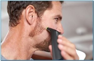 Comprar Philips OneBlade Pro QP6510/20 Recorta, perfila y afeita cualquier longitud Philips OneBlade es un nuevo revolucionario recortador que recorta, perfila y afeita, creando líneas y bordes precisos. Olvídate de tener que usar varias herramientas y de seguir varios pasos. OneBlade lo hace todo.