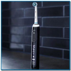 Oral-B GENIUS 10000N Negro: el primer sistema de cepillado inteligente de Oral-B, con una nueva tecnología protectora de las encías que te ayuda a cepillarte como recomienda el dentista.