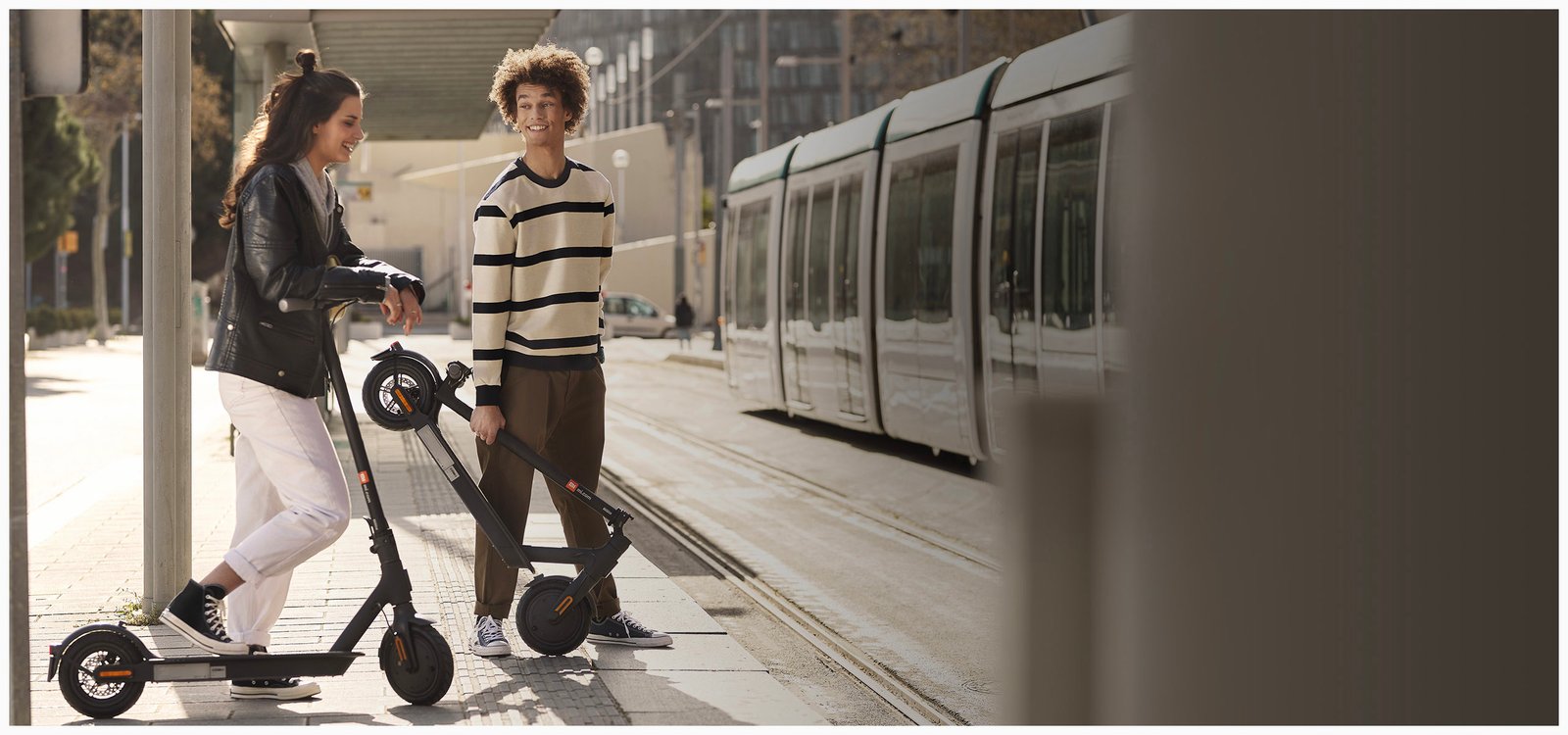 Mi Electric Scooter Essential