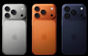 Lo que me dicta la curiosidad: iPhone 17 Pro. No puedo evitarlo, amo la tecnología. Y me encanta estar a la última. Por eso, si yo eligiera sin barreras de ningún tipo (que necesitase una renovación, que tuviera un presupuesto holgado…), iría de cabeza a por el iPhone 17 Pro. Su tamaño es bastante contenido, tiene la potencia del Apple A19 Pro, las cámaras están al máximo nivel y sé que se va a mantener al día al menos durante seis años. Es más, podría cambiarlo por los iPhone 18 del año que viene sin perder excesivo dinero por el camino. Si también te apasiona la tecnología, elegir la novedad resulta inevitable. Obviamente, si el presupuesto te lo permite. Eso sí, yo huiría del iPhone Air: apuesta por él solo si te convence realmente el grosor mínimo. Un iPhone 17 Pro es la elección acertada si conjuntas pasión por las novedades y un presupuesto holgado. Garantiza una experiencia excelente durante muchos años ¿Tienes un iPhone reciente? No te compensa ninguno. Con el corazón en una mano, y el cerebro en la otra, quien debería ganar es el segundo. Pero no vas a notar un salto cualitativo enorme si ya dispones de un iPhone reciente, como iPhone 15 o superior. Sí, habrá diferencias si saltas desde un iPhone 15 normales a un Pro, ya sea 16 como 17. Desde una mejor experiencia con la fluidez de pantalla hasta una captura multimedia potenciada por un hardware de mayor nivel. TEXTO PROPIEDAD de https://www.xatakamovil.com/apple/me-compro-iphone-17-compro-iphone-16-barato-yo-tengo-clara-respuesta